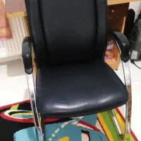 صندلی کنفرانس و اداری مدل 913