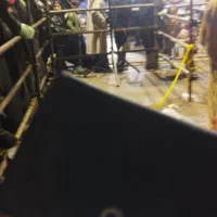 گمشده|اشیا|قم, جمکران|دیوار