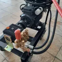 شرکت خدمات نظافتی قهرمانی