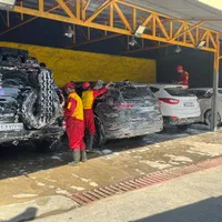 کارگر کارواش