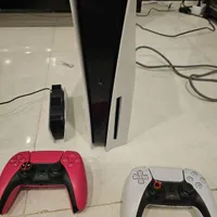 ps5 fat دو دسته با شارژر|کنسول، بازی ویدئویی و آنلاین|تهران, دریاچه شهدای خلیج فارس|دیوار