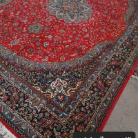 یک تخته ۱۲متری. قرمز فرش