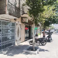 رهن و اجاره مغازه نبش چهارراه متراژ 6 متر