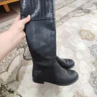 بوت بلند کاملا سالم
