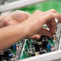 مرکز تخخصصی تعمیرات سیستم حفاظتی و امنیتی