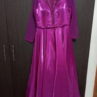 لباس مجلسی|لباس|رشت, استقامت ۱|دیوار