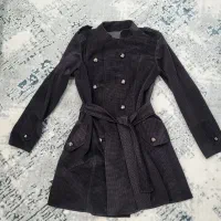 انواع لباس دخترانه و زنانه.شلوار لی‌.کاپشن