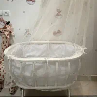 تخت کودک (کنار مادر)