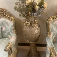 گل و گلدان با پایه