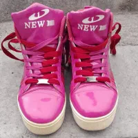 کتونی خارجی دخترانه