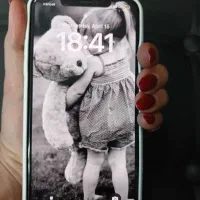 ایفون ۱۱ پرومکس دو سیم  تمیز