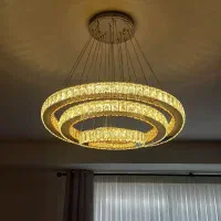 نصاب لوستر و دیوارکوب و هالوژن وغیره|خدمات پیشه و مهارت|زنجان, |دیوار