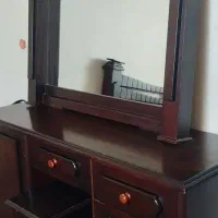 آیینه و کنسول