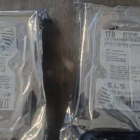 دو عدد هارد 1ترا بنفش یکسال گارانتی شرکتی
