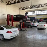 کارگر مکانیک نیمه ماهرجهت خودروهای خارجی