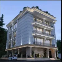 ۱۲۲متر/فول امکانات/نوساز/کلید نخورده/غربی ها