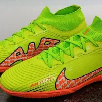 کفش فوتسال  سایز ۳۸  فقط ۱ بار پوشیده شده