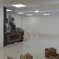 مغازه ۳۰۰ متری بر هنرستان|اجارهٔ مغازه و غرفه|قم, هنرستان|دیوار