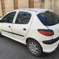 206 تمام رنگ ۸۶