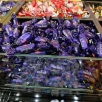 شکلات وپاستیل