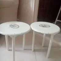 دوعدد میزقشنگ پر کاربرد.