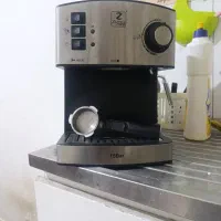 یک عدد دستگاه قهوه ساز|سماور، چایساز، قهوهساز|میاندوآب, |دیوار