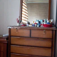 دراور وکنار تخت وقاب درو تخت|جاکفشی، کمد، دراور|تهران, آبشار تهران (دریاچه)|دیوار