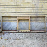 در‌قفس‌چوبی