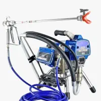 نقاش نقاشی ساختمان و کاغذ دیواری