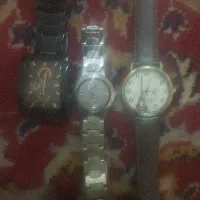 سه عدد ساعت