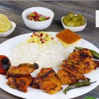 قبول سفارشات غذابری کارخانجات ومراسم