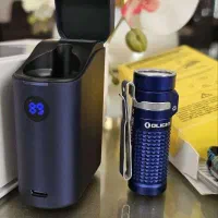 Olight چراغ قوه اولایت بتون 4 همراه کیس شارژر