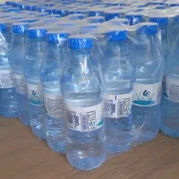آب معدنی و نوشابه
