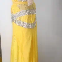 مجلسی نونو|لباس|شیراز, کوشک میدان|دیوار