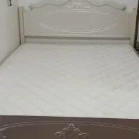 تخت خواب دونفره به همراه تشک