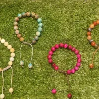 دستبند سنگی