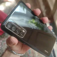 y7a  هواوی ۱۲۸ گیگ با لوازم