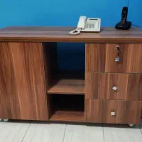 میز ۳ کشو و صندلی چرخدار