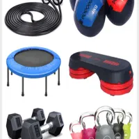 فروشنده ونیروی کار در فروشگاه لوازم ورزشی منیریه