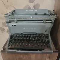 ماشین تایپ عتیقهwood