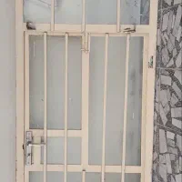 درب و پنجره آهنی کامل