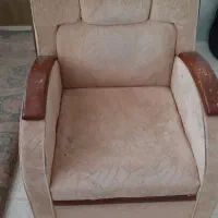 سه عددکوسن ومبل تک نفره