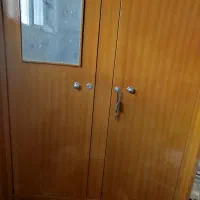 کمد فلزی تمیز