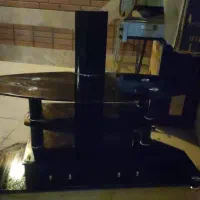 زیر تلویزیونی شیشه ای