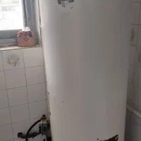 آبگرمکن سوزان ایستاده
