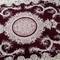 فرش قرمز