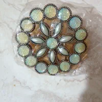 گل میخ پرده