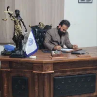 وکیل پایه یک دادگستری وکارشناس ارشد حقوق خصوصی