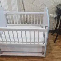 گهواره کنار تخت مادر آپادانا چرخدار