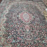 دوعدد فرش ۹ متری